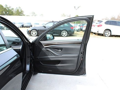 Used 2015 BMW 528i Sedan image 25
