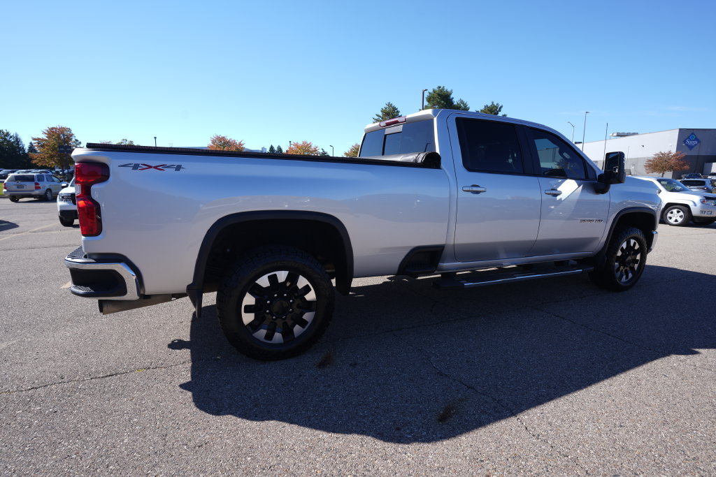 Used 2020 Chevrolet Silverado 3500 LT w/ All Star Edition AWD/4WD image 32