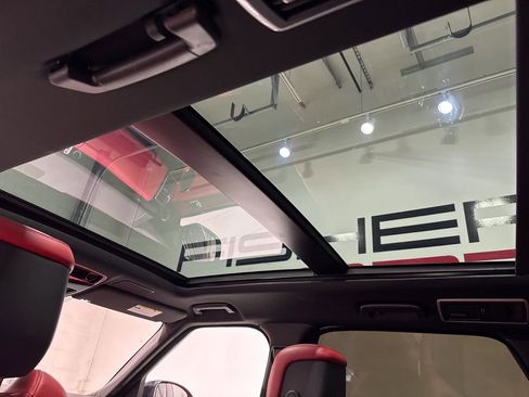 Used 2020 Land Rover Range Rover Sport HST image 37
