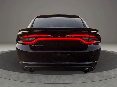 Used 2020 Dodge Charger SXT image 16