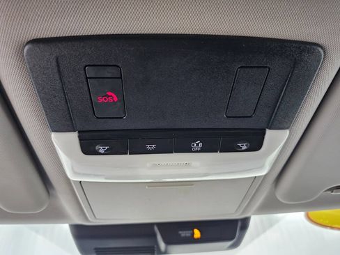 Used 2024 Mitsubishi Outlander SE AWD/4WD image 21