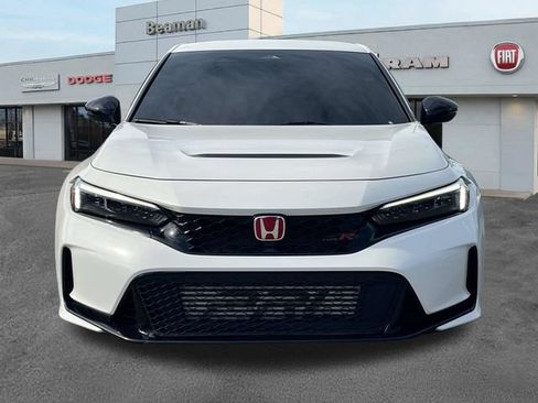 Used 2024 Honda Civic Type R image 2