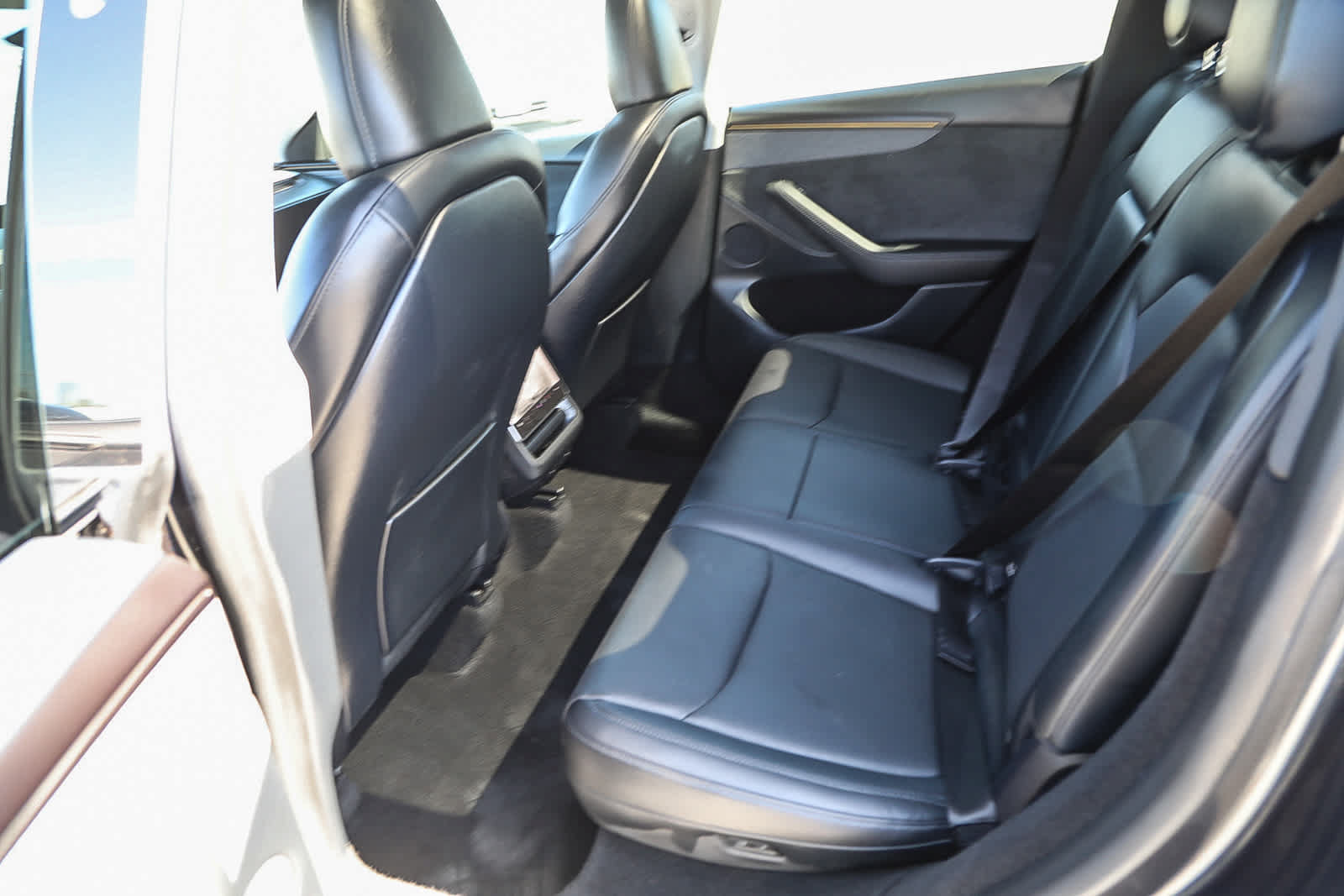Used 2026 Tesla Model Y Long Range AWD/4WD image 18