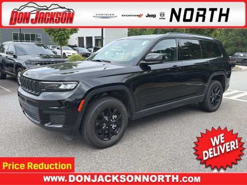 Used 2025 Jeep Grand Cherokee L Laredo AWD/4WD image 1