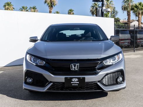 Used 2018 Honda Civic EX image 4