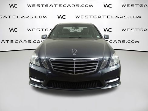 Used 2013 Mercedes-Benz E 350 4MATIC Sedan image 4