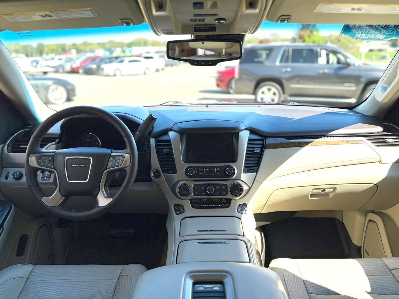 Used 2016 GMC Yukon Denali w/ Open Road Package AWD/4WD image 17