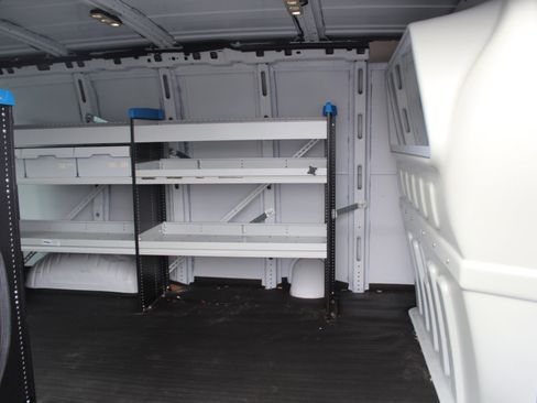 Used 2019 Chevrolet Express 2500 w/ Driver Convenience Package image 11