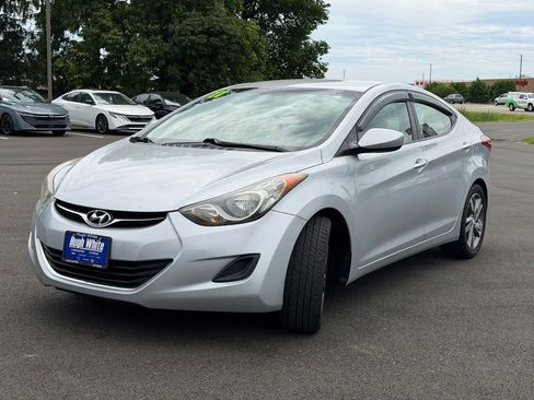 Used 2011 Hyundai Elantra GLS FWD image 2
