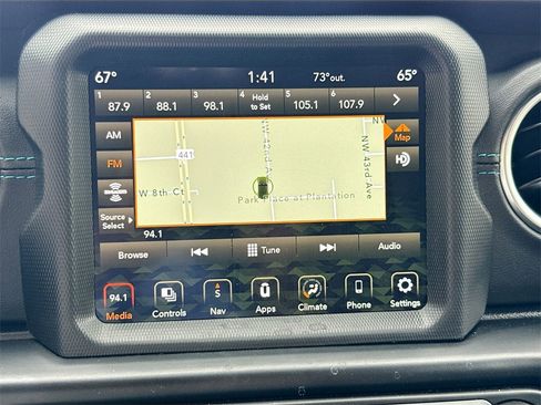 Used 2022 Jeep Wrangler Unlimited Rubicon 4xe image 16