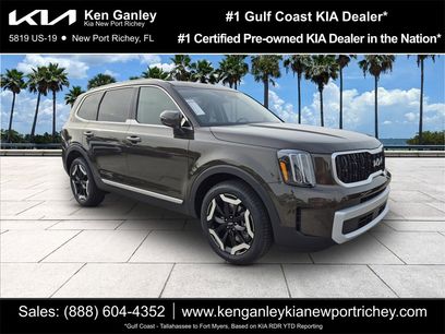 New 2025 Kia Telluride EX w/ EX Captain's Chair Package