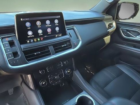 Used 2021 Chevrolet Tahoe RST w/ Luxury Package image 25