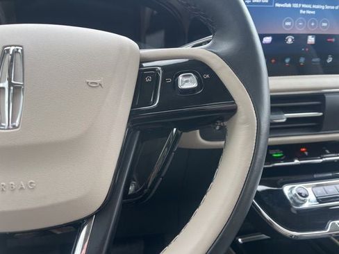 Used 2025 Lincoln Corsair Grand Touring w/ Equipment Group 301A image 31