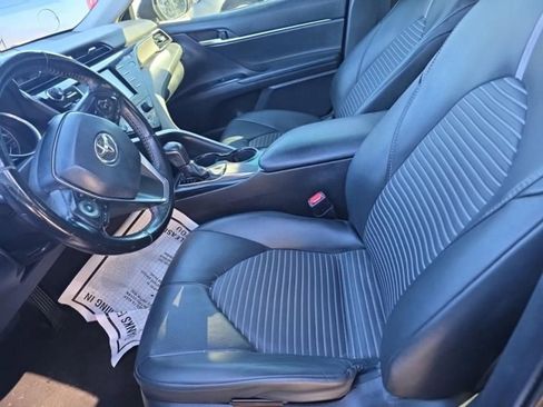 Used 2019 Toyota Camry SE w/ Convenience Package image 39