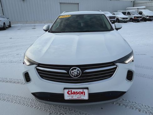 Used 2023 Buick Envision Preferred image 3