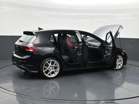 Used 2022 Volkswagen GTI S image 31