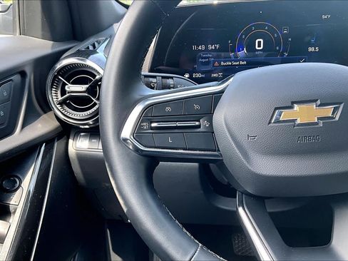 Used 2025 Chevrolet Equinox LT w/ Convenience Package II AWD/4WD image 25