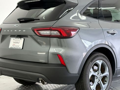 Used 2025 Ford Escape ST-Line FWD image 27