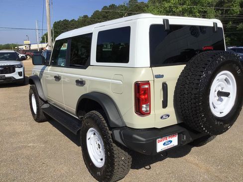 New 2026 Ford Bronco Heritage Edition AWD/4WD image 11