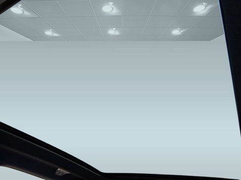 New 2026 BMW 750e xDrive image 13