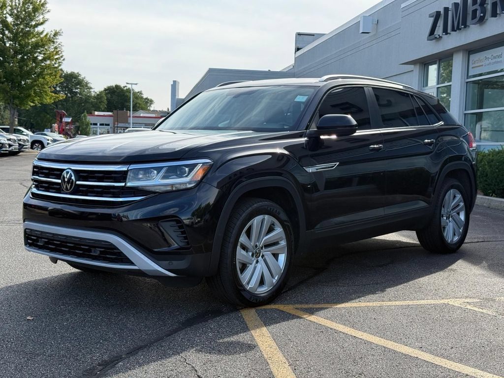 Used 2023 Volkswagen Atlas Cross Sport SE w/ Panoramic Sunroof Package AWD/4WD image 8