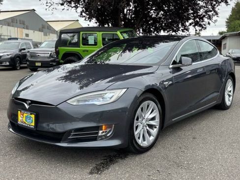 Used 2017 Tesla Model S 100D image 3