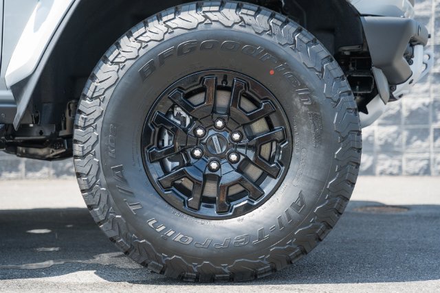 New 2026 Ford Bronco Raptor w/ Interior Carbon Fiber Pack AWD/4WD image 27