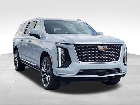 New 2026 Cadillac Escalade ESV Luxury w/ Touring Package AWD/4WD image 7