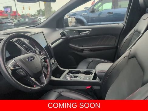 Used 2023 Ford Edge ST-Line w/ Class II Trailer Tow Package AWD/4WD image 4