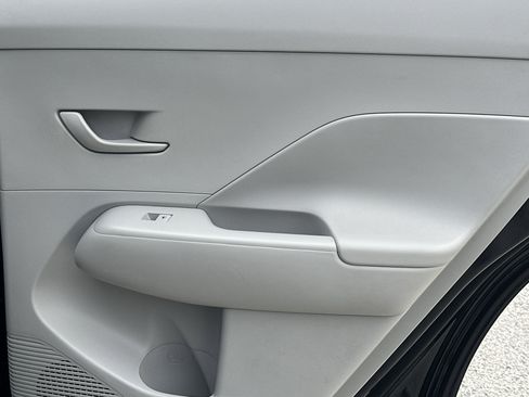 Used 2025 Hyundai Kona SEL image 16