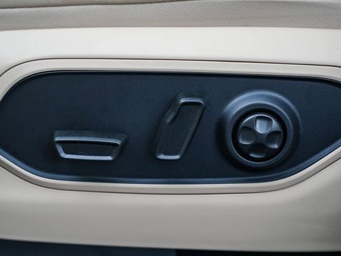 New 2025 Jeep Grand Cherokee L Limited image 23