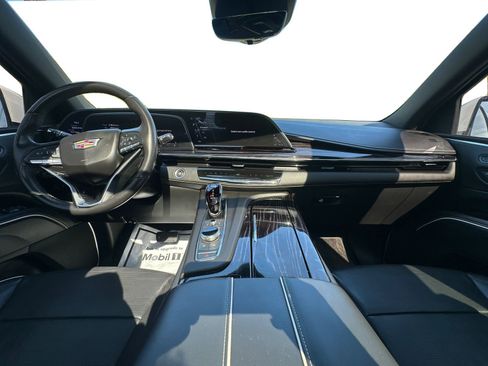 Certified 2023 Cadillac Escalade Sport AWD/4WD image 14
