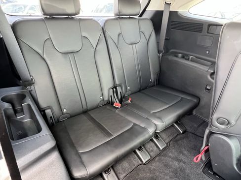 Certified 2024 Kia Sorento SX image 16