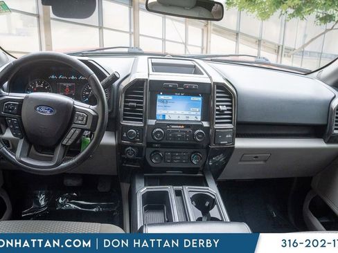 Used 2017 Ford F150 XLT w/ Equipment Group 302A Luxury AWD/4WD image 4