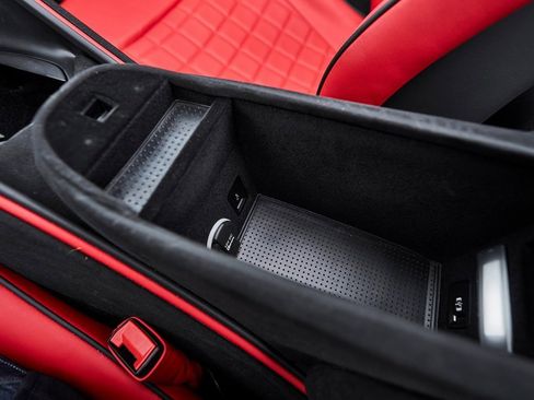 Used 2024 Ferrari Roma Spider image 61