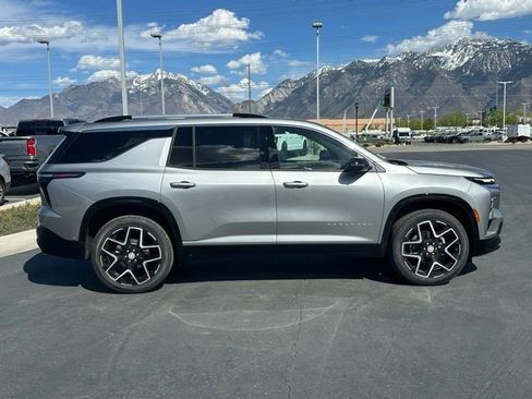 New 2026 Chevrolet Traverse High Country w/ LPO, Floor Liner Package AWD/4WD image 26