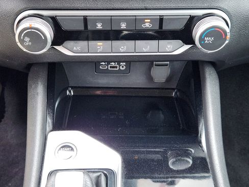 Used 2024 Nissan Altima 2.5 SV image 20