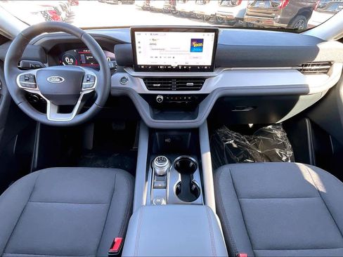 New 2026 Ford Explorer Active image 5
