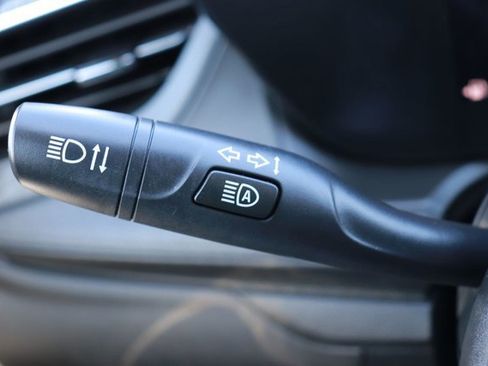 Used 2025 Buick Encore GX Preferred image 21