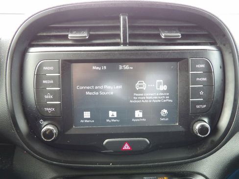 Used 2020 Kia Soul GT-Line FWD image 14