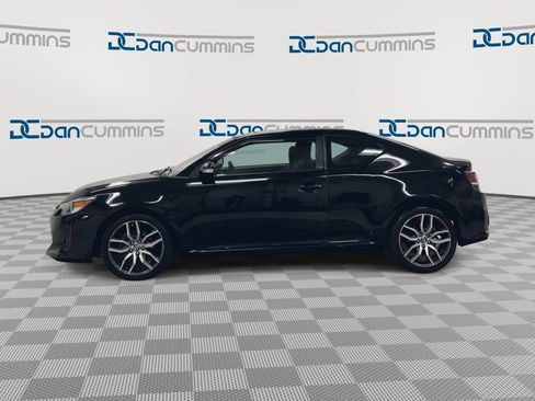 Used 2014 Scion tC FWD image 5