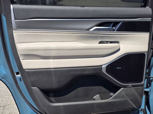 New 2026 Jeep Grand Wagoneer Limited AWD/4WD image 36