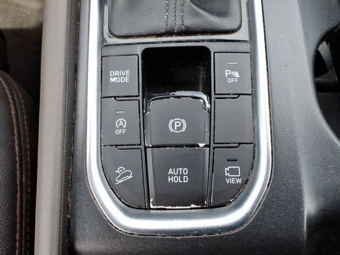 Used 2019 Hyundai Santa Fe AWD image 19