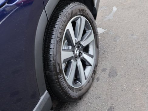 Certified 2025 Honda Pilot Touring image 35