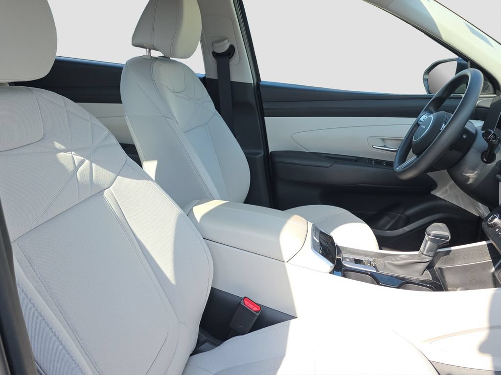 Used 2025 Hyundai Tucson SE AWD/4WD image 20