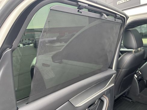 Certified 2025 MAZDA CX-70 3.3 Turbo w/ Premium Plus Pkg image 23