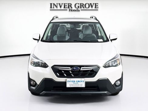 Used 2022 Subaru Crosstrek 2.0i Premium w/ Moonroof Package AWD/4WD image 2