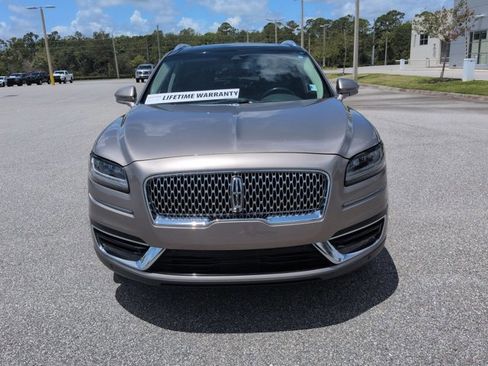 Used 2019 Lincoln Nautilus Reserve FWD image 10