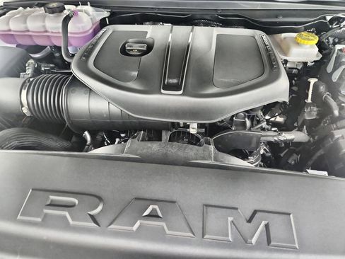 New 2026 RAM 1500 Laramie AWD/4WD image 36