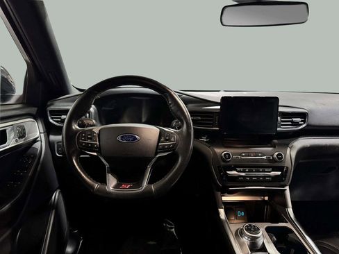 Used 2020 Ford Explorer ST image 21
